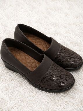 flexi comfortable shoes worn once size 8